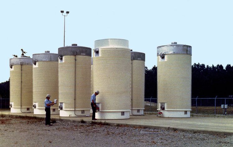 Unidades de almacenamiento nuclear.
