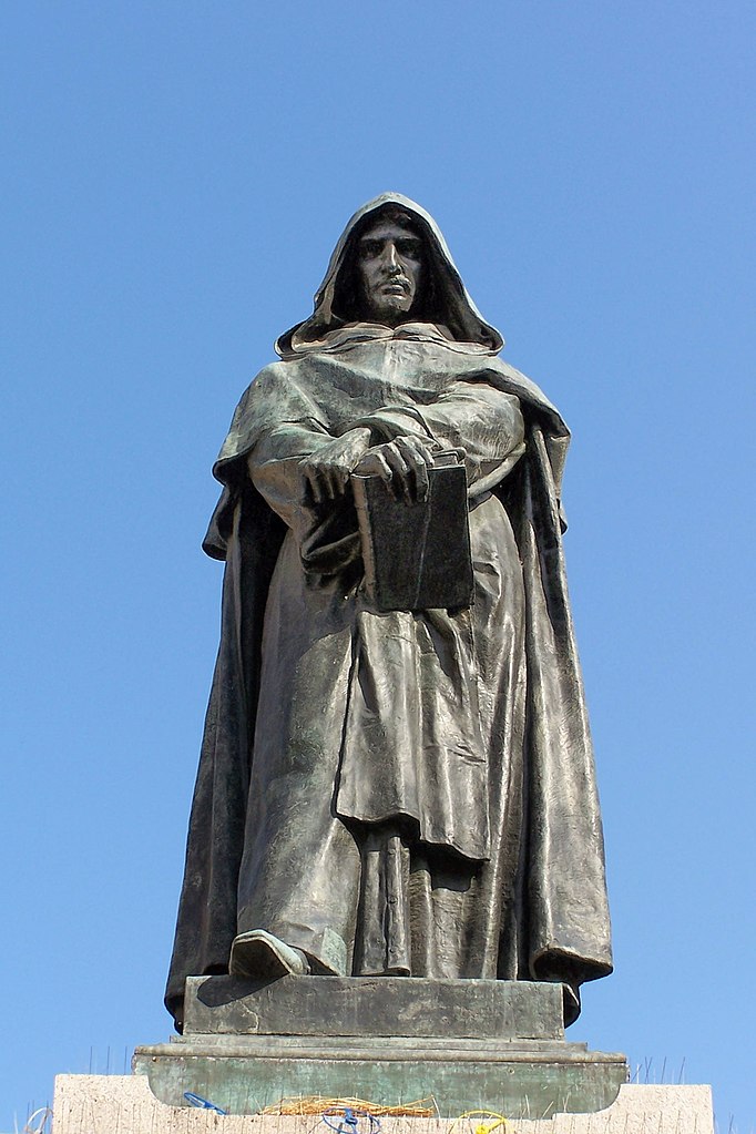 Estatua de Giordano Bruno en el Cambo de Fiori, en Roma