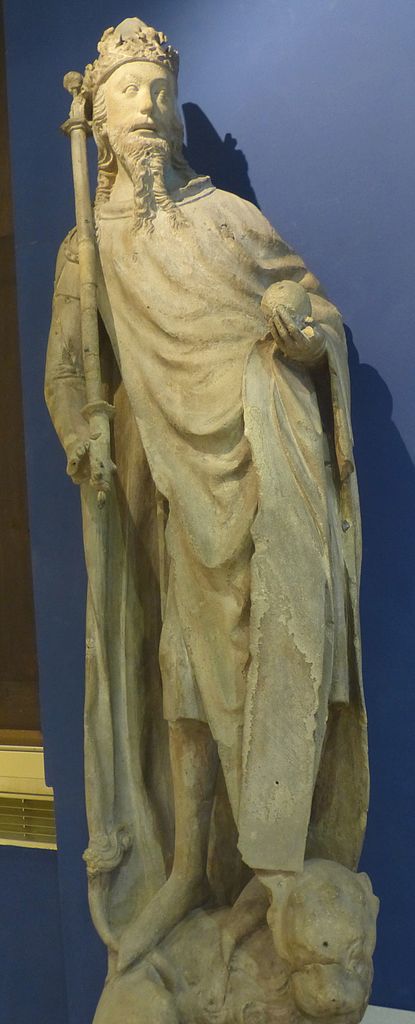 Estatua del Kaiser Carlos IV del Sacro Imperio Romano